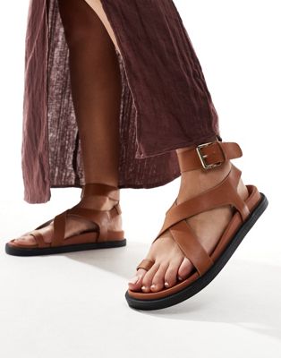 London Rebel Cross Strap Toe Loop Sandals In Tan-brown