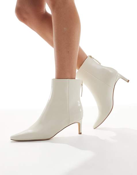 London Rebel – Ellie – Gräddvita ankelboots med halvhöga taxklackar - view 1