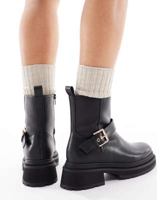 London Rebel Emma Chunky Boots With Buckle Detail In Black