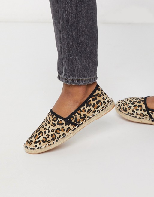 London Rebel flat toe cap espadrilles in leopard