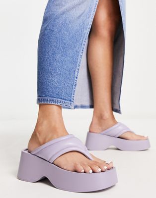 London Rebel Flatform Toe Thong Sandals In Lilac-purple