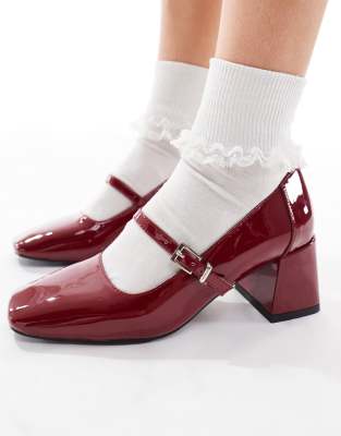 London Rebel - Hazel - Chaussures vernies à talon carré mi-haut - Rouge | ASOS