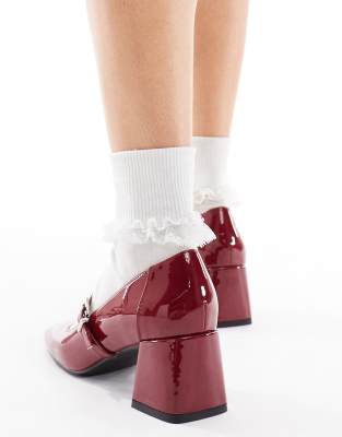 London Rebel Hazel Mid Block Heel Shoes In Burgundy