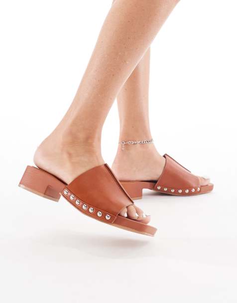 London Rebel heeled sandals with studded strap in tan faux suede - view 1