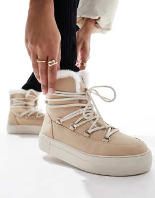 London Rebel hiker snow boots in cream