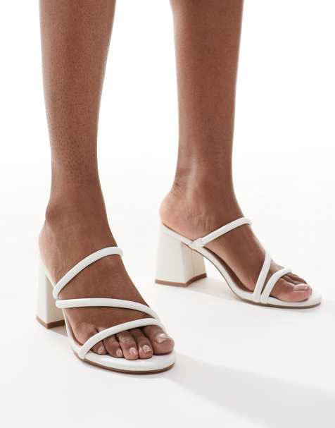 London Rebel - Instap-sandalen met brede pasvorm, bandjes en blokhak in wit - view 1