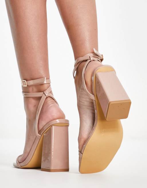 London Rebel – Lack-Sandalen in Beige mit Blockabsatz, 4 von 4