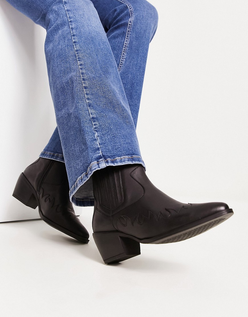 London Rebel Leather western ankle boot in black