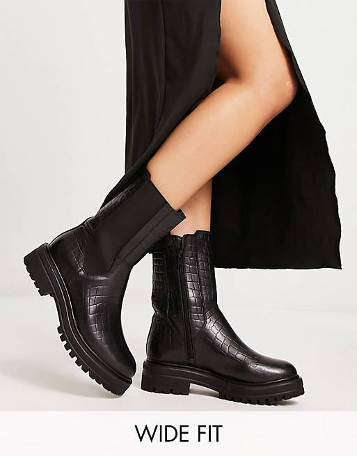 London Rebel Leather Wide Fit chunky chelsea boot in black croc | ASOS