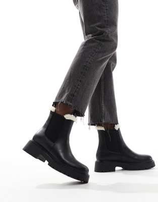 Thumbnail - London Rebel - Lois - Chelsea-Stiefel in Schwarz mit Kunstpelzfutter und dicker Sohle