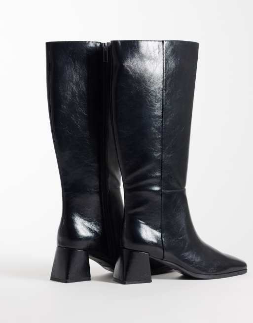 London Rebel Lola crinkle block heeled knee boots in black, 3 of 4