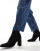 Thumbnail 2 van 4