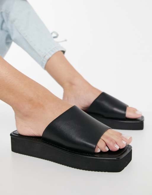 London Rebel mini flatform 90s sandals with square toe in black, 2 of 4