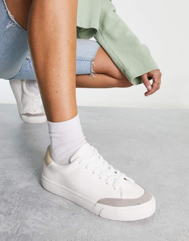 London Rebel minimal lace up sneakers in white with beige