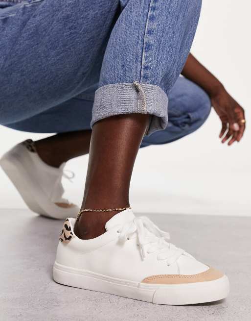 London Rebel - Minimalistische sneakers met veters in wit met luipaardprint