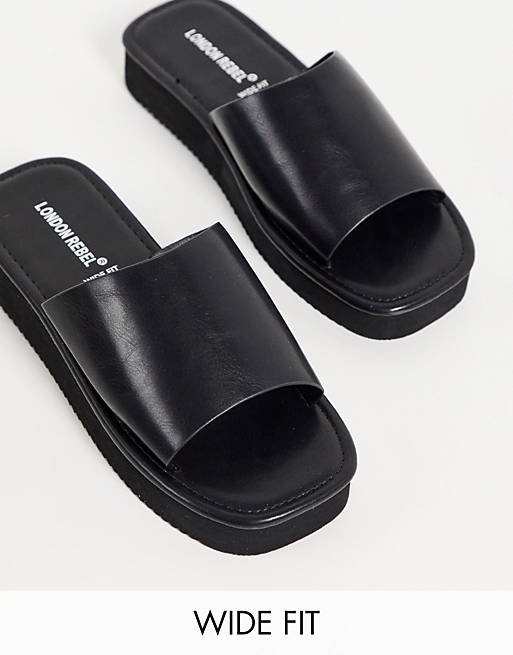 London Rebel - Nineties sandalen met plateauzool, brede pasvorm en vierkante neus in zwart