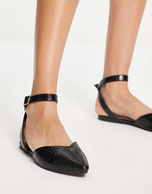 Flat pointed toe hotsell shoes with ankle strap