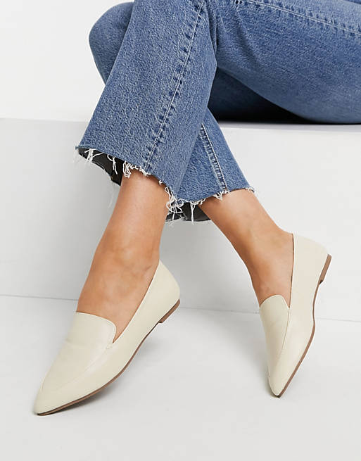 London Rebel pointed ballet loafers in cream
