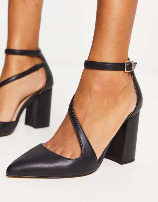 Black block hotsell pointed heels