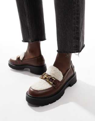 London Rebel Roxy chunky loafers with teddy fur in cream and brown φωτογραφία