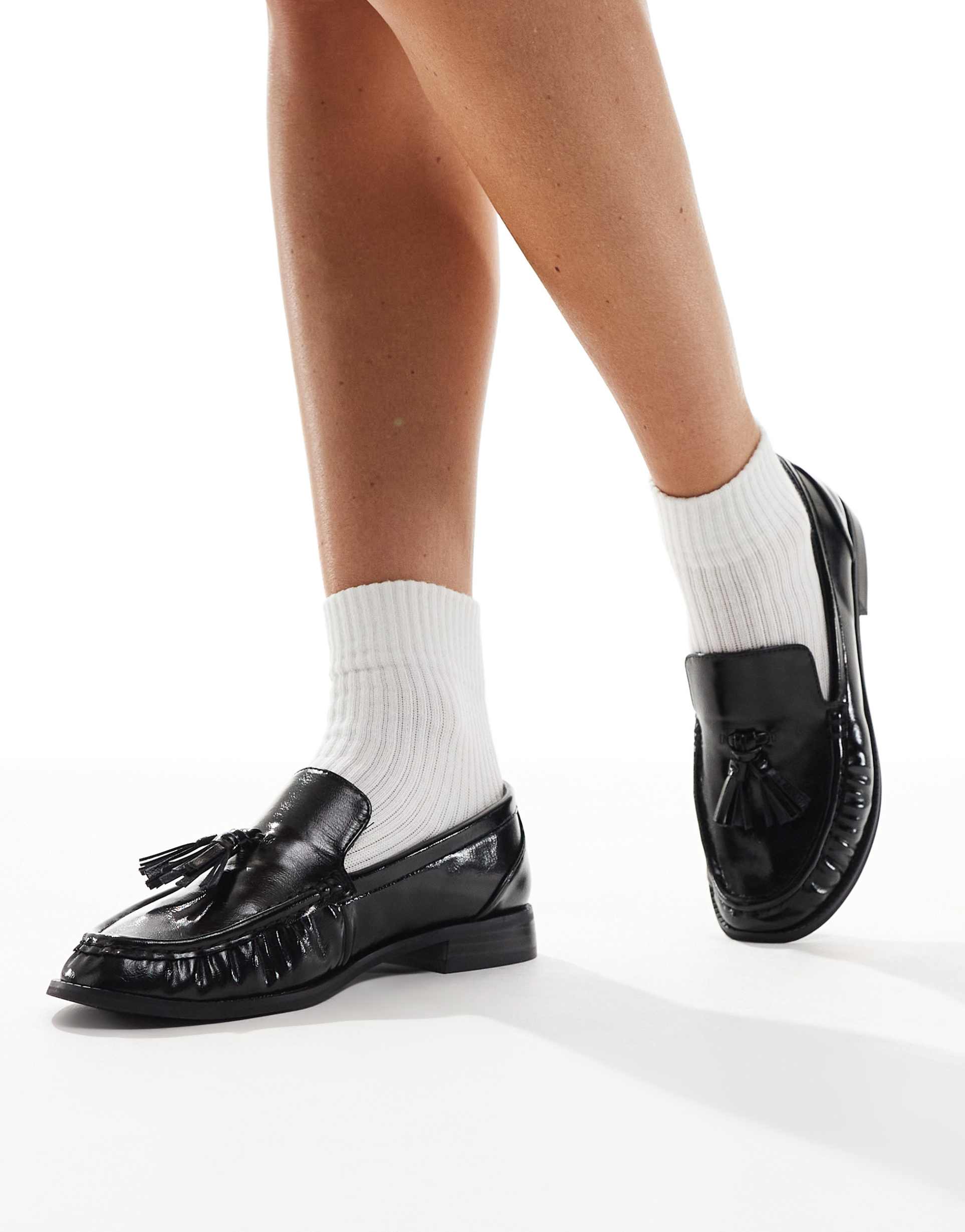 london rebel sadie ruched detailing tassel loafers in patent black