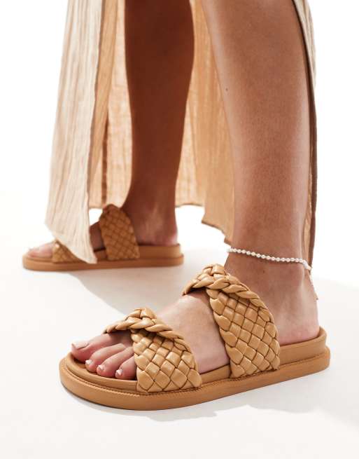 London Rebel – Sandalen in Hellbraun mit verdrehten Riemen in Flechtoptik