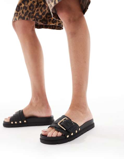London Rebel – Sandalen in Schwarz aus Bast mit Schnallen- und Nietendetails - view 1