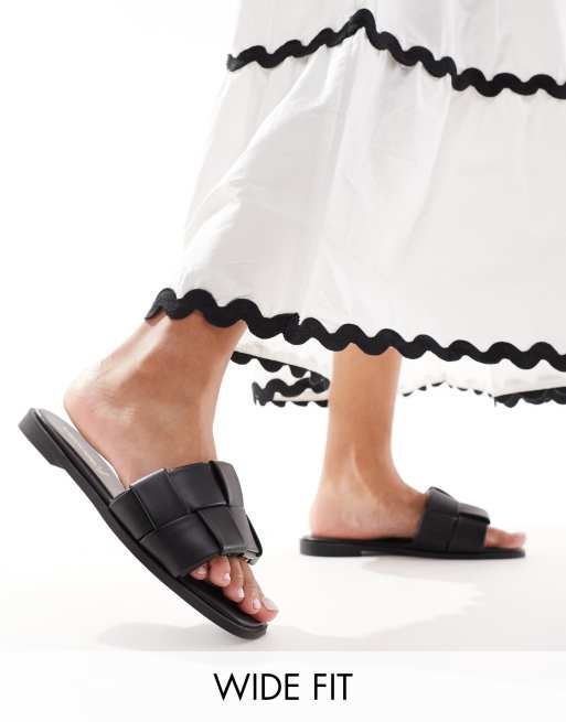 London Rebel – Schwarze Sandalen mit breitem Riemchen in Web-Optik