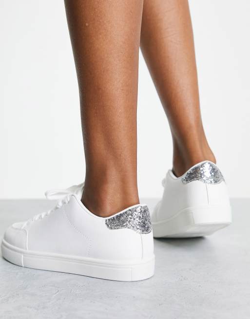 London Rebel Sneakers da sposa minimal a pianta larga stringate bianche e argento