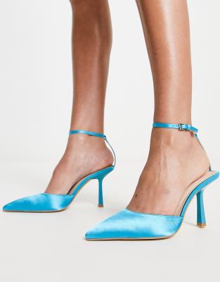 London Rebel - Spitze Schuhe aus blauen Satin mit Knöchelriemchen und Stiletto-Absatz-Grün