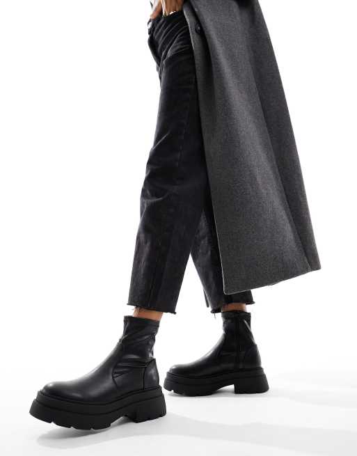 London Rebel – Stiefel in Schwarz mit weichem Schaft und dicker Sohle
