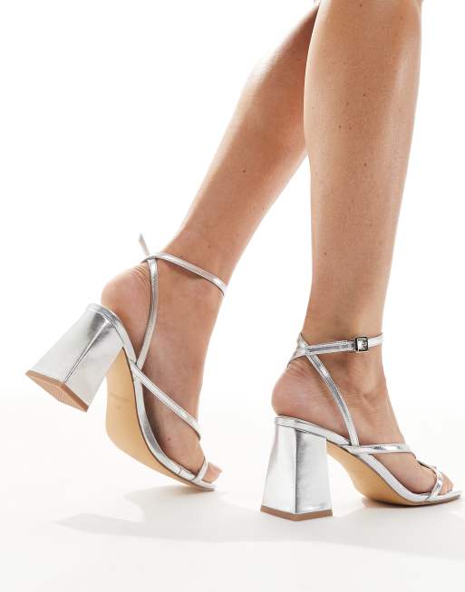 London Rebel Wide Fit Aria strappy mid block heeled sandals in silver, 4 of 4