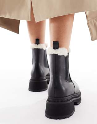 London Rebel Wide Fit Emma Teddy Lined Chunky Chelsea Boots In Black