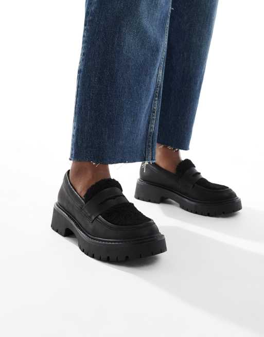 London Rebel Wide Fit - Olivia - Sorte chunky loafers med kontrasterende teddy-detalje