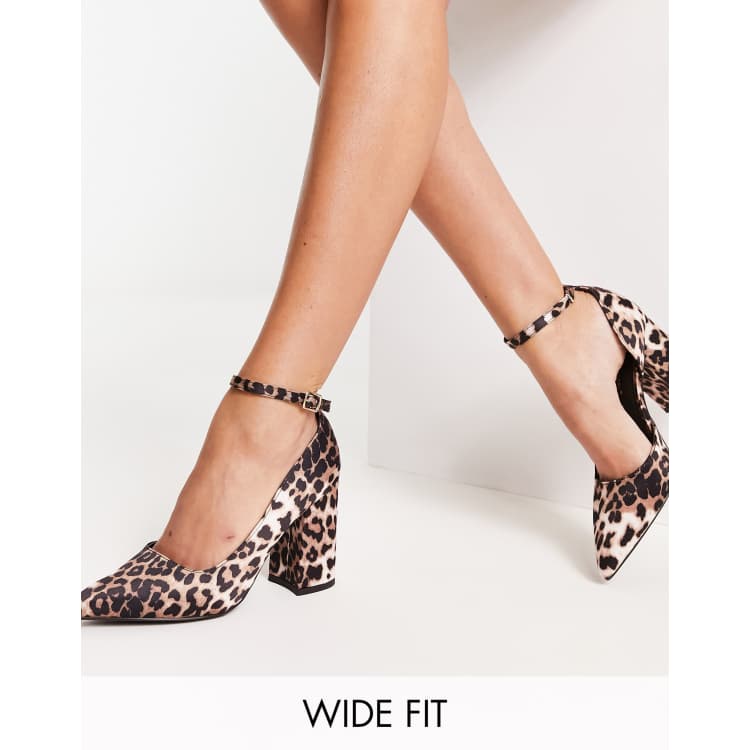 Leopard print wide hot sale shoes