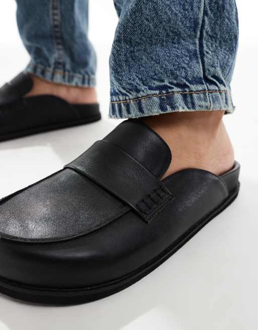 London Rebel Wide Fit Violet slip on mules in black
