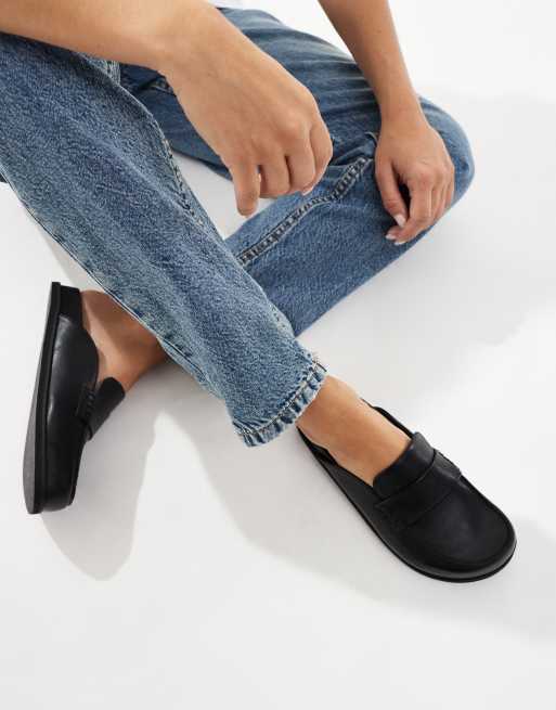 London Rebel Wide Fit Violet slip on mules in black