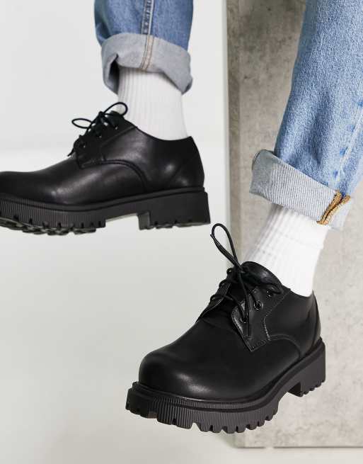 London Rebel X cleated sole chunky shoes in black, 4 of 4