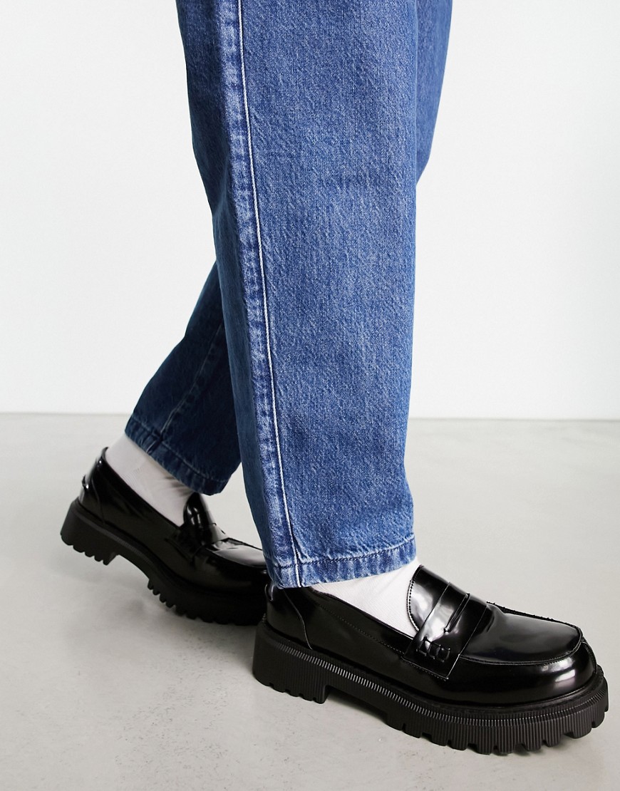 London Rebel x cleated sole penny loafers in black box