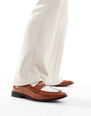 London Rebel X London Rebel X penny loafers in chestnut brown and white