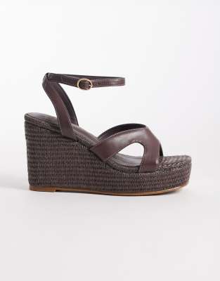 London Rebel Yara Wedge Heeled Sandals In Brown