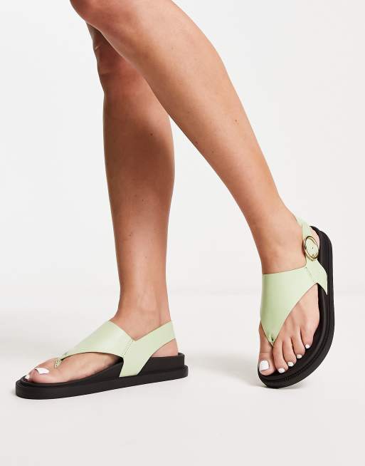 London Rebel – Zehenstegsandalen in Salbeigrün mit Fußbett