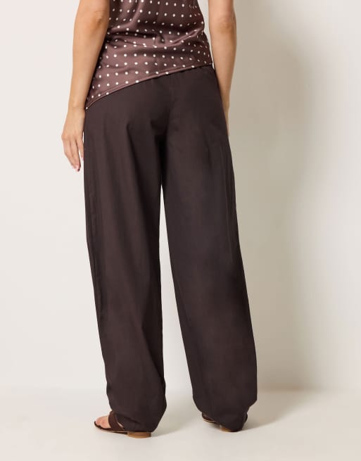 Long Tall Sally Cotton barrel leg trousers in brown, 3 of 4