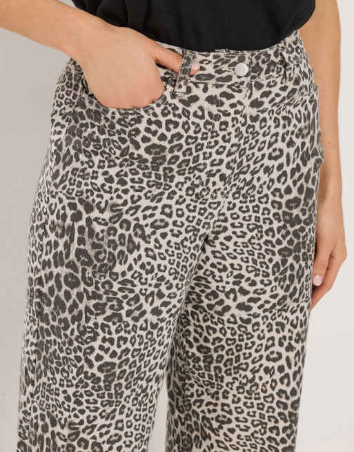 Long Tall Sally Leopard print wide leg jeans in natural, 4 of 4