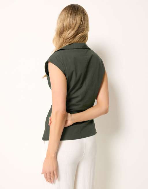 Long Tall Sally Open collar pleated shirt in green, 2 of 4