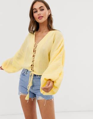 фото Лонгслив из жатой ткани с завязкой спереди asos design-бесцветный