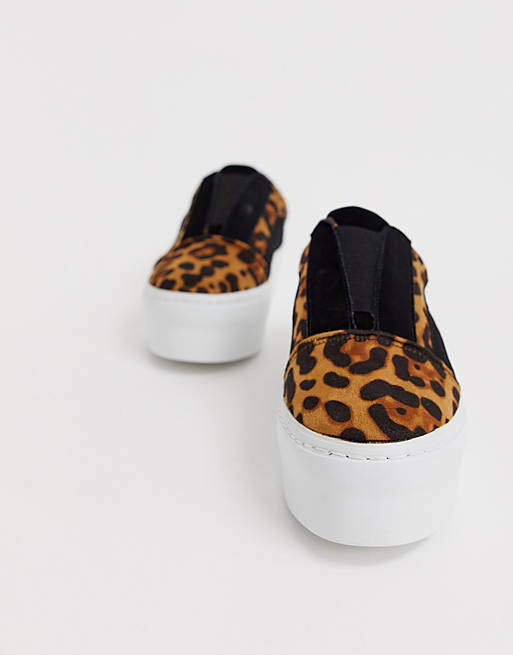Lost Ink flatform slip on trainers in leopard