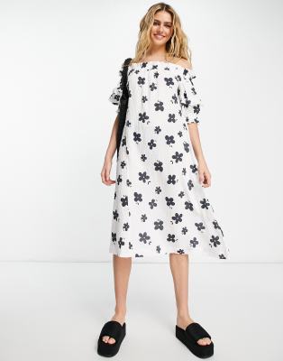 Lost Ink Lost Ink floral print off-shoulder midi dress in white-Multi
