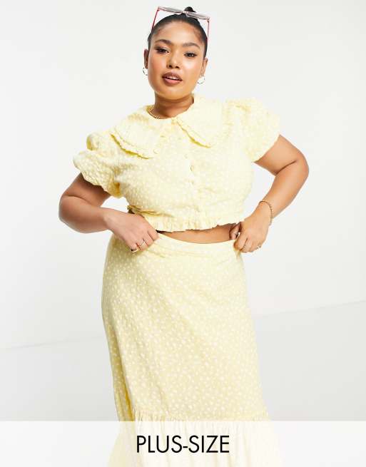 Lost Ink Plus blouse with collar in ditsy floral co-ord