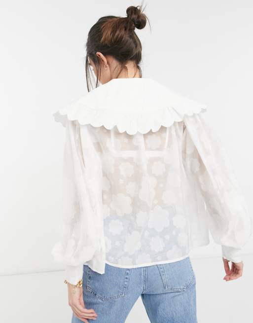 Lost Ink textured blouse with balloon sleeves and oversized frill edge collar, 2 of 4